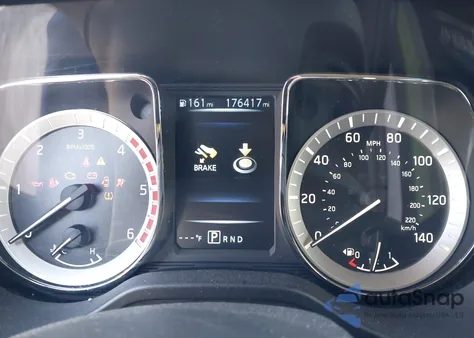 2016 Nissan Titan Xd Platinum Reserve Diesel/S Diesel/Sl Diesel/Sv Diesel z USA, uszkodzony, nr VIN 1N6BA1F25GN500184